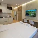 2 Steps From City Center Apt 3 3